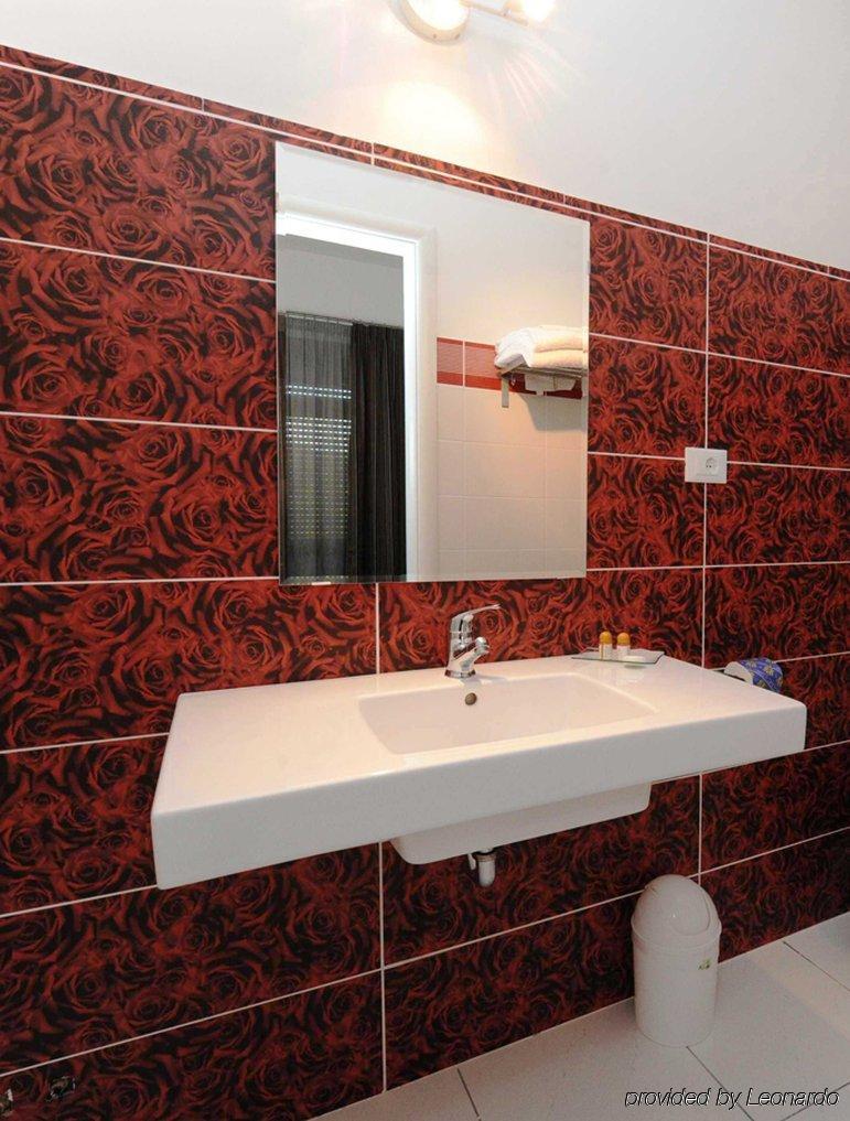 Hotel Darival Nomentana Roma Oda fotoğraf